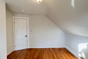 27 Barry St, Boston, MA 02129 - Photo 22