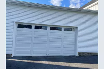 192 Hildreth St, Lowell, MA 01850 - Photo 2