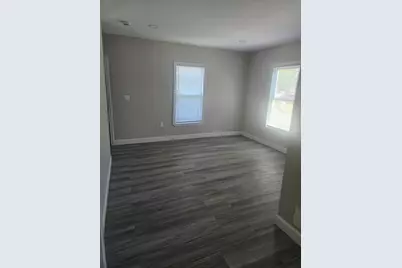 192 Hildreth St, Lowell, MA 01850 - Photo 8