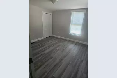 192 Hildreth St, Lowell, MA 01850 - Photo 8