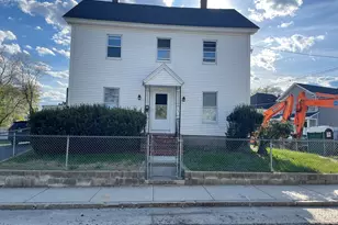 192 Hildreth St, Lowell, MA 01850 - Photo 1