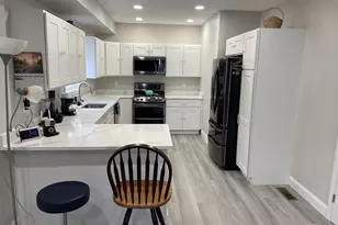 192 Hildreth St, Lowell, MA 01850 - Photo 6