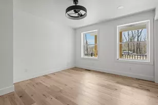 130 S E Main St, Douglas, MA 01516 - Photo 16