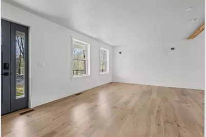 130 SE Main St, Douglas, MA 01516 - Photo 4
