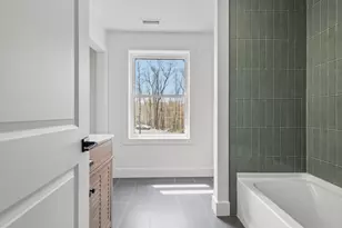130 S E Main St, Douglas, MA 01516 - Photo 32