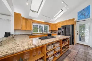 14 October Ln, Weston, MA 02493 - Photo 8