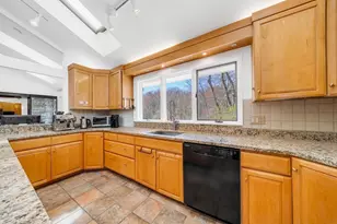 14 October Ln, Weston, MA 02493 - Photo 6