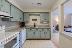 19 Rainbow Pond Dr, Walpole, MA 02081 - Photo 8
