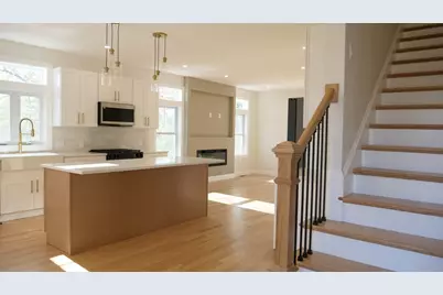 10 Banks St, Brockton, MA 02302 - Photo 2