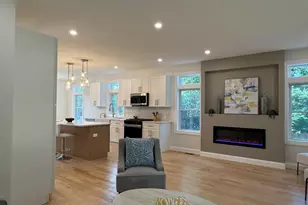 10 Banks St, Brockton, MA 02302 - Photo 4