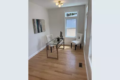 10 Banks St, Brockton, MA 02302 - Photo 32