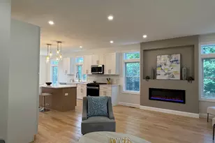 10 Banks St, Brockton, MA 02302 - Photo 36