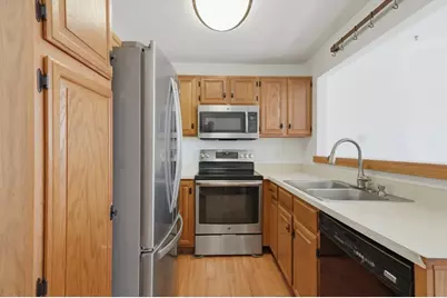 1 Riverview Blvd #1-216, Methuen, MA 01844 - Photo 8