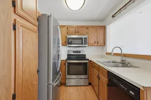 1 Riverview Blvd, Methuen, MA 01844 - Photo 8