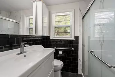 117 Malden St, Worcester, MA 01606 - Photo 16