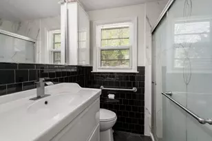 117 Malden St, Worcester, MA 01606 - Photo 16