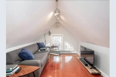 97 College Ave #9, Somerville, MA 02144 - Photo 4