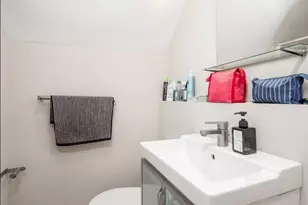 97 College Ave, Somerville, MA 02144 - Photo 18