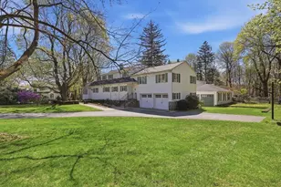 24 Spring St, Shrewsbury, MA 01545 - Photo 34