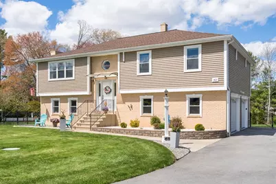 42 Eagle Dr, Dudley, MA 01571 - Photo 1