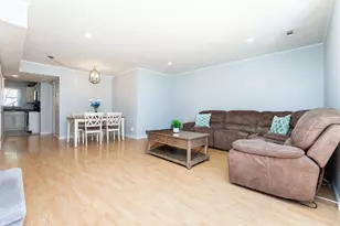 17 Mary Dyer Ln, Easton, MA 02356 - Photo 2