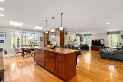 22 Edwardel Rd, Needham, MA 02492 - Photo 10