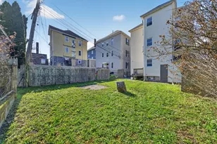 128 Mott St, New Bedford, MA 02744 - Photo 6