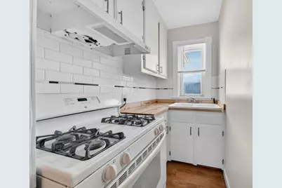 128 Mott St, New Bedford, MA 02744 - Photo 20