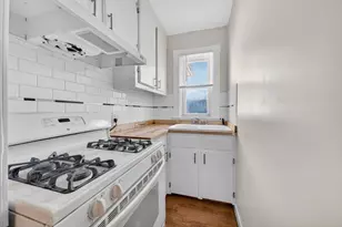 128 Mott St, New Bedford, MA 02744 - Photo 20