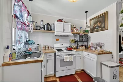 128 Mott St, New Bedford, MA 02744 - Photo 32
