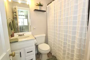 36 Rowena St, Worcester, MA 01606 - Photo 12
