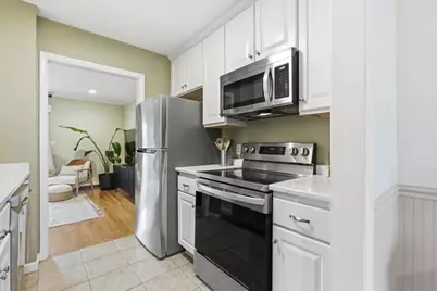 1 Charles St #X, Reading, MA 01867 - Photo 10