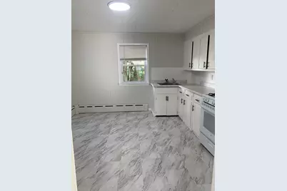 86 Hunter St #2N, Fall River, MA 02721 - Photo 1