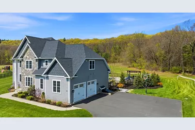 10 Fitch Farm Way, Southampton, MA 01073 - Photo 2