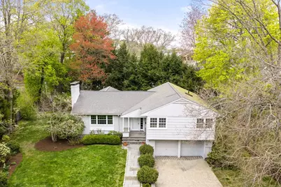 37 Chestnut Hill Terrace, Newton, MA 02467 - Photo 2