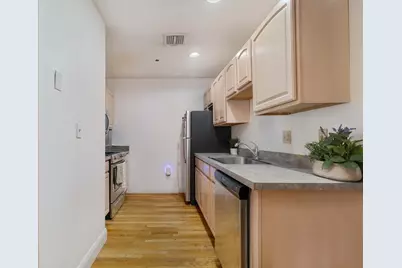188 North #21, Boston, MA 02113 - Photo 4