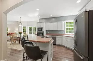 81 Sheffield Dr, Belchertown, MA 01007 - Photo 16