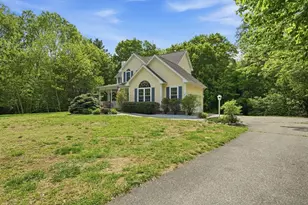 81 Sheffield Dr, Belchertown, MA 01007 - Photo 4