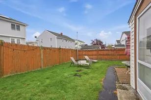 27 Pemberton St, Revere, MA 02151 - Photo 26