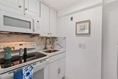 122 Main Street #100, Stoneham, MA 02180 - Photo 8