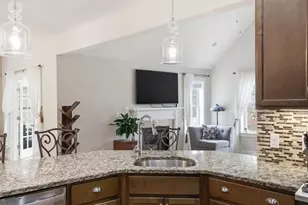 15 Southview Wy, Plymouth, MA 02360 - Photo 8