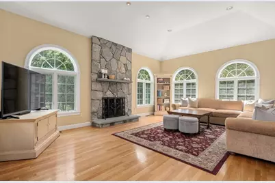 41 York Rd, Wayland, MA 01778 - Photo 8