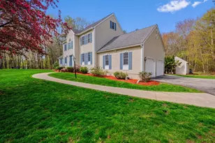 10 Gates Farm Cir, Haverhill, MA 01832 - Photo 2