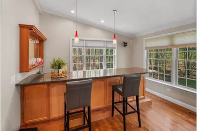 10 Gates Farm Circle, Haverhill, MA 01832 - Photo 6