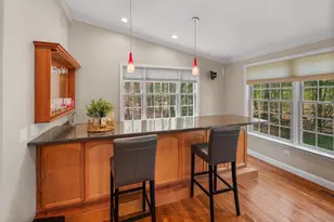 10 Gates Farm Cir, Haverhill, MA 01832 - Photo 6
