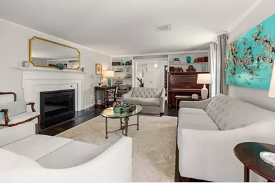 69 Royalston Road, Wellesley, MA 02481 - Photo 6