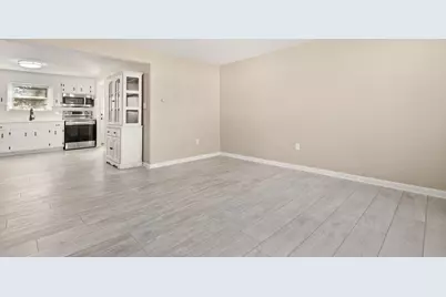118 Everett Street #118, Lawrence, MA 01843 - Photo 4