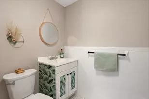 118 Everett St, Lawrence, MA 01843 - Photo 12