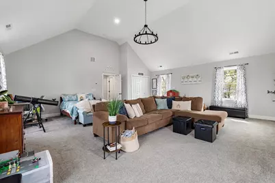 200 Greeley St, Clinton, MA 01510 - Photo 28