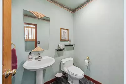 9 Upton St, Dunstable, MA 01827 - Photo 6